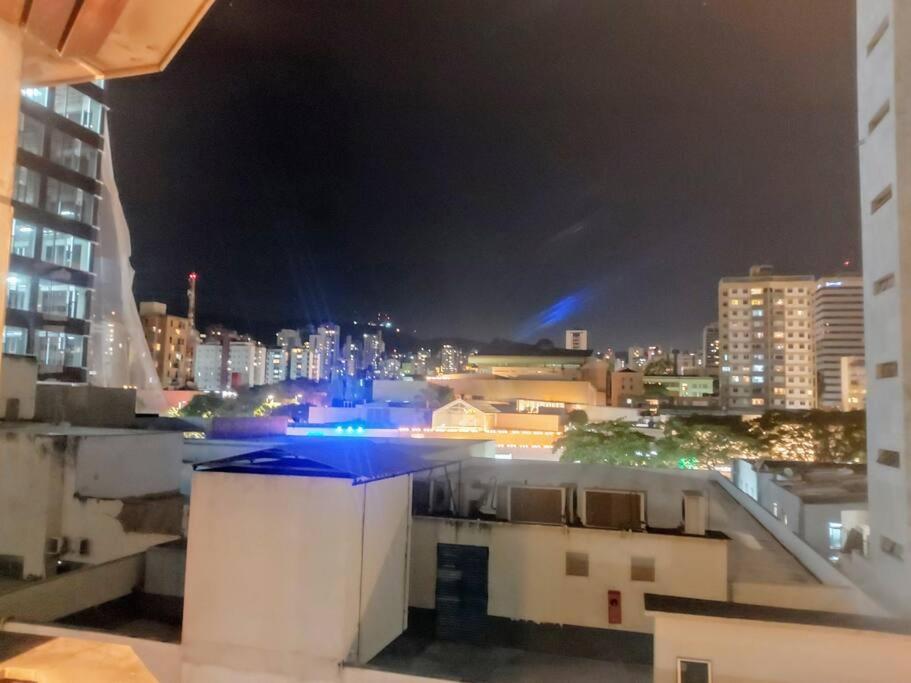 Flat Perto De Tudo Na Savassi Belo Horizonte Luaran gambar